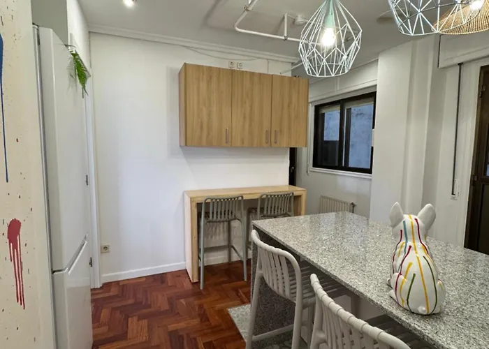 Plaza Espana 公寓 *