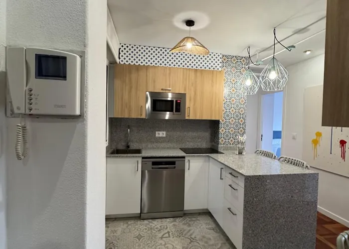 Plaza Espana 公寓 *